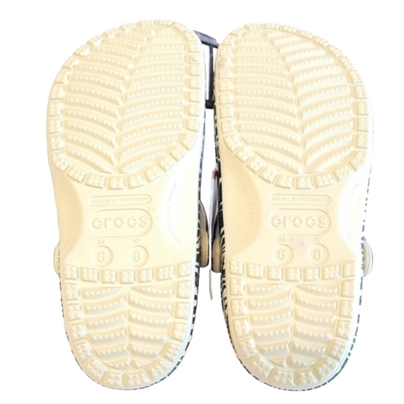 🔴CLOSING / FINAL PRICE  CROCS Tiger Print Black and Tan Size 8 - Picture 6 of 10